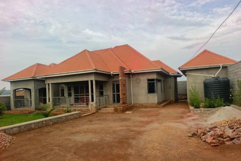 Newly Built 4-Bedroom Luxury Home for Sale in Matuga – 300M (Titled)