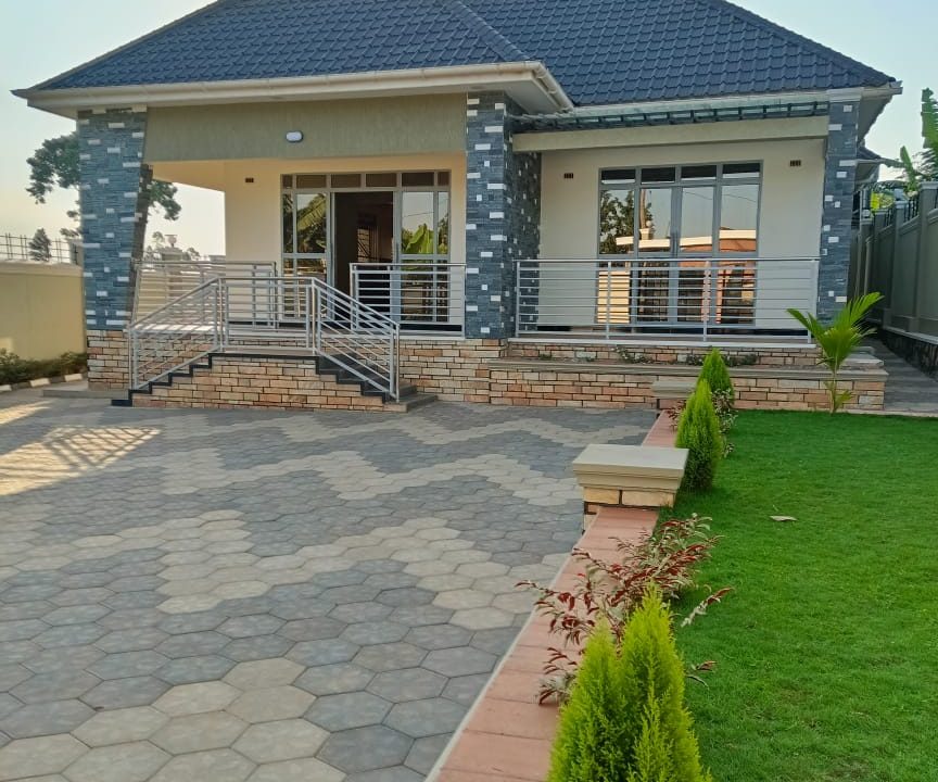 Brand New 3 Bedroom House for Sale in Kitende Lumuli | UGX 390M