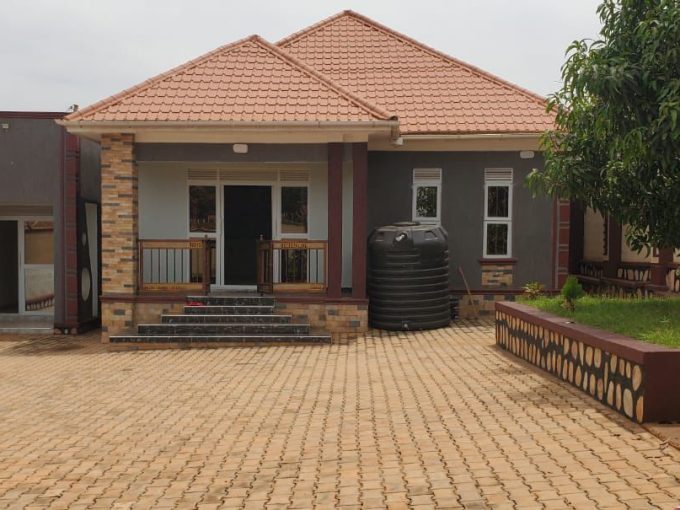 Classic 3 Bedroom House for Sale in Nansana Kyebando | UGX 270M