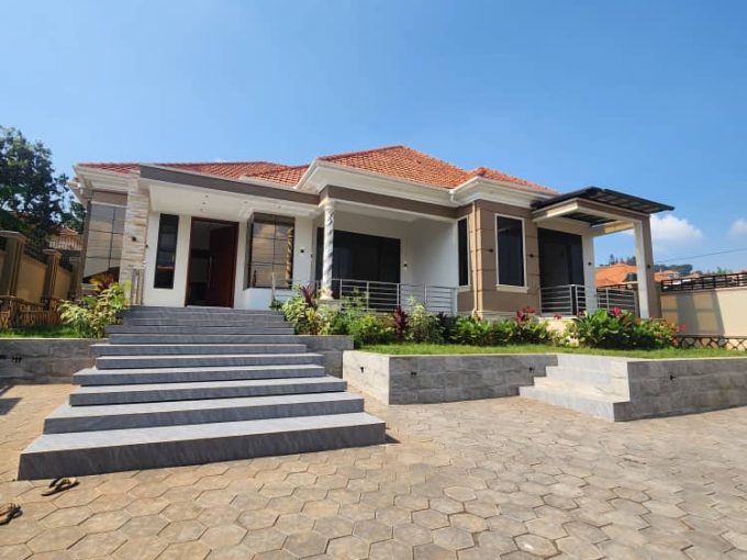 Luxury 4 Bedroom Home for Sale in Akright City Bwebajja | Entebbe Road
