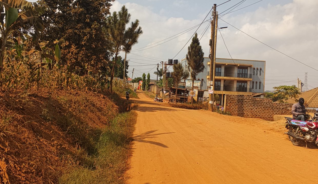 17 Decimals of Prime Residential Land for Sale in Kira | Executive Neighborhood