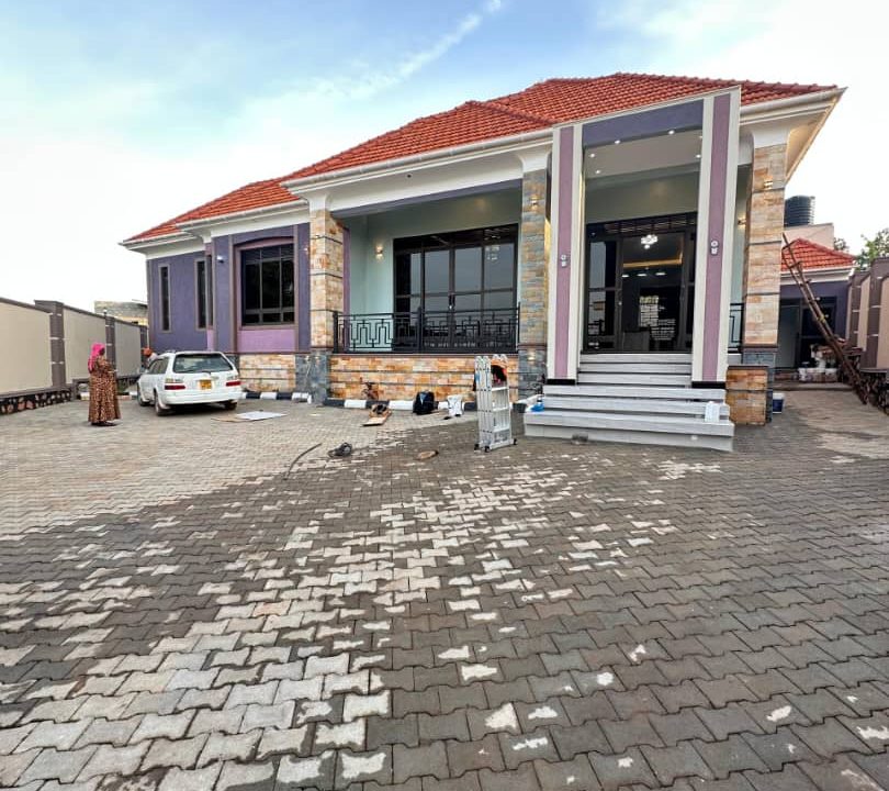 Price Reduced! Brand-New 3 Bedroom Home for Sale in Bwebajja | Just 1km from Entebbe Road