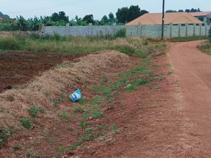Quick Sale! 28 Decimals of Prime Land for Sale in Bwerenga Kawuku | Entebbe Road